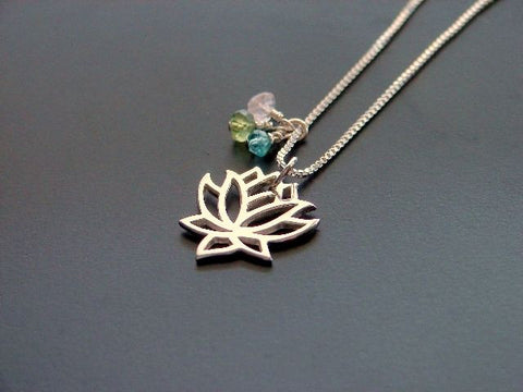 Lotus Necklace | Rose Quartz-Peridot-Aquamarine 